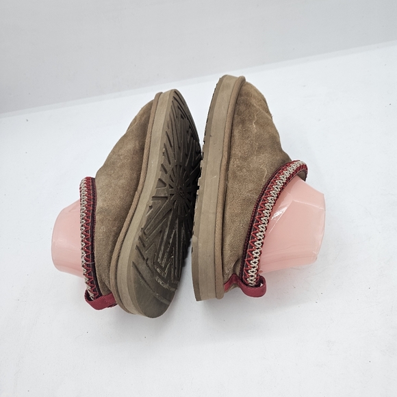 UGG Tazz Platform Slippers Sand Size 6 Women Suede Cozy Fashionable Slip-On - Picture 4 of 15